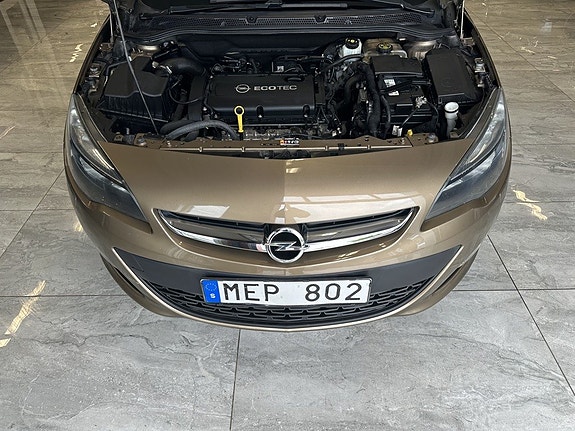 Opel Astra 12 of 20