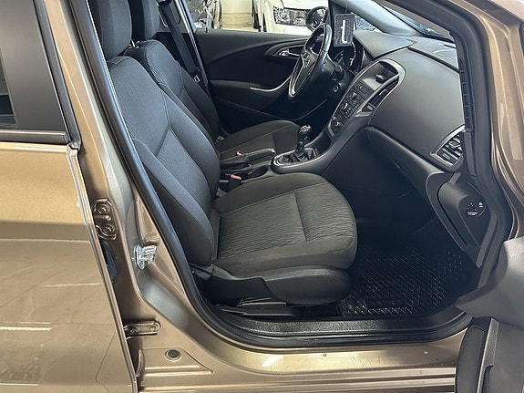 Opel Astra 16 of 20
