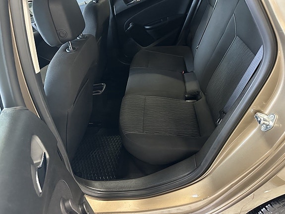 Opel Astra 18 of 20