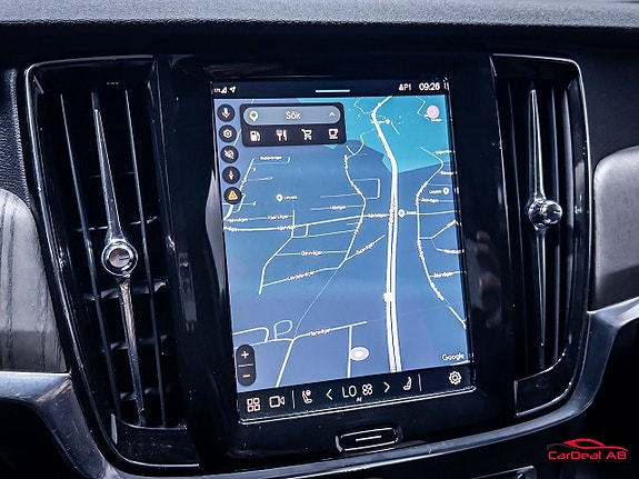 Volvo V90 Cross Country 24 of 30