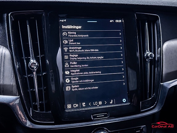 Volvo V90 Cross Country 26 of 30