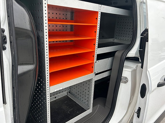 Ford Transit Connect 6 of 13