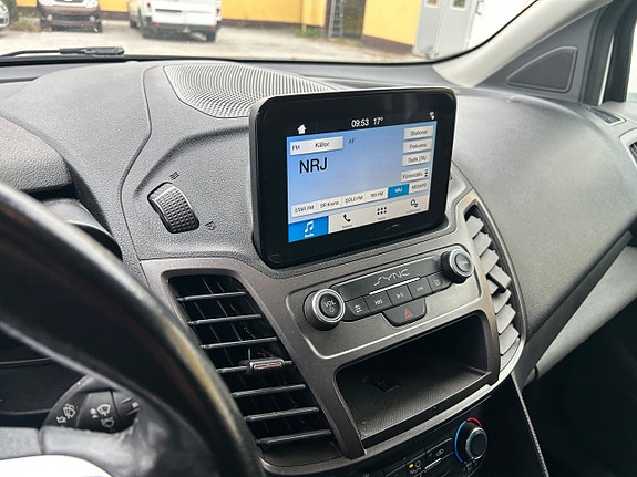 Ford Transit Connect 4 of 13
