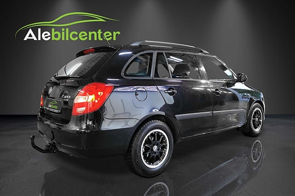 Skoda Fabia 5 of 9