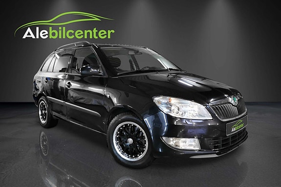 Skoda Fabia 2 of 9