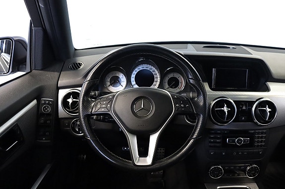 Mercedes-Benz GLK220 7 of 16