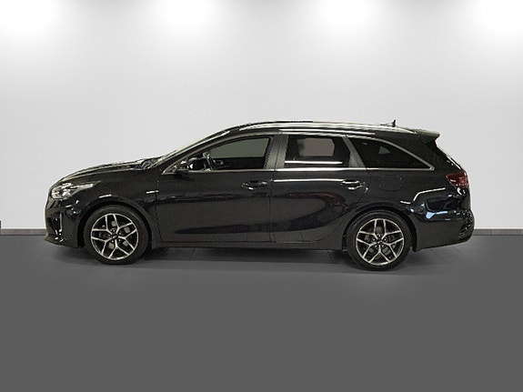 Kia Ceed 2 of 18