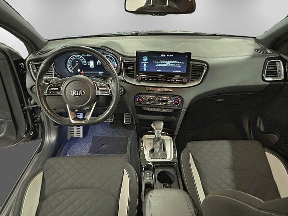 Kia Ceed 13 of 18