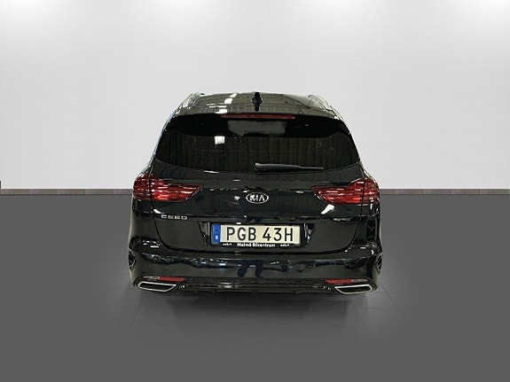 Kia Ceed 3 of 18