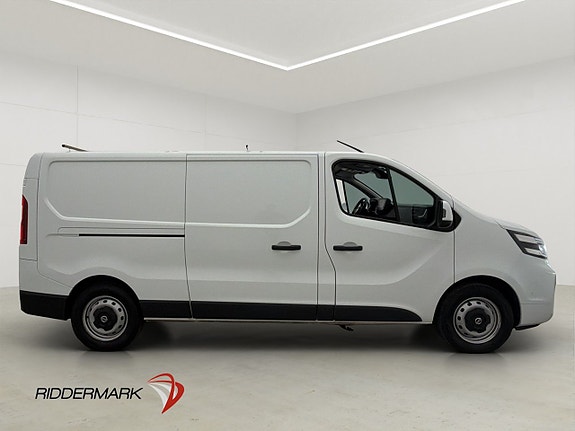 Nissan Primastar 2 of 28