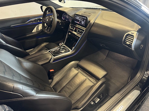 BMW M850i 11 of 27