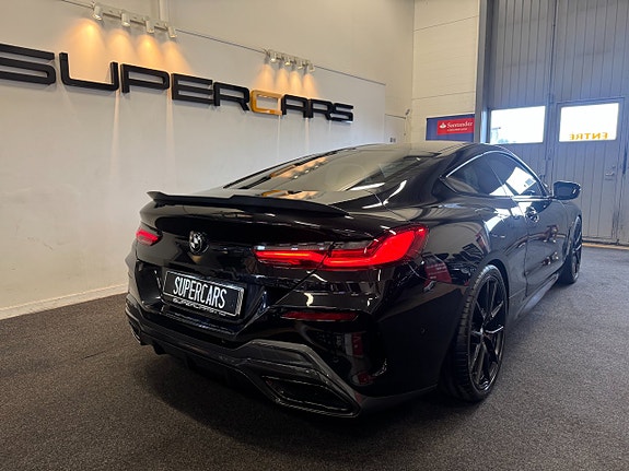 BMW M850i 6 of 27