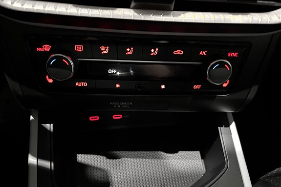 Seat Arona 25 of 25