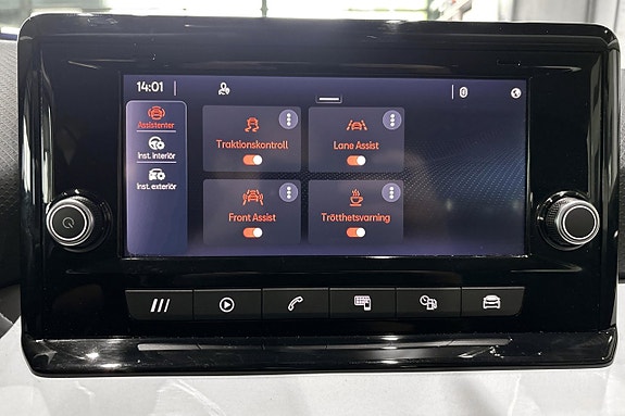 Seat Arona 23 of 25