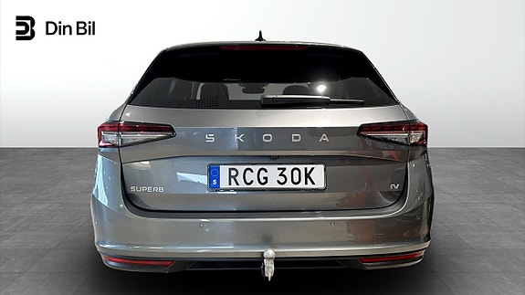 Skoda Superb 5 of 14