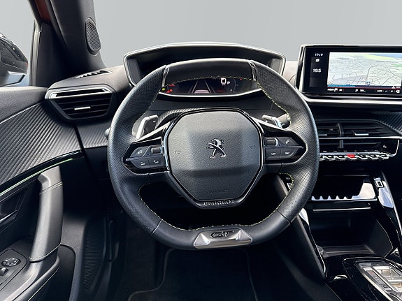 Peugeot 2008 13 of 15