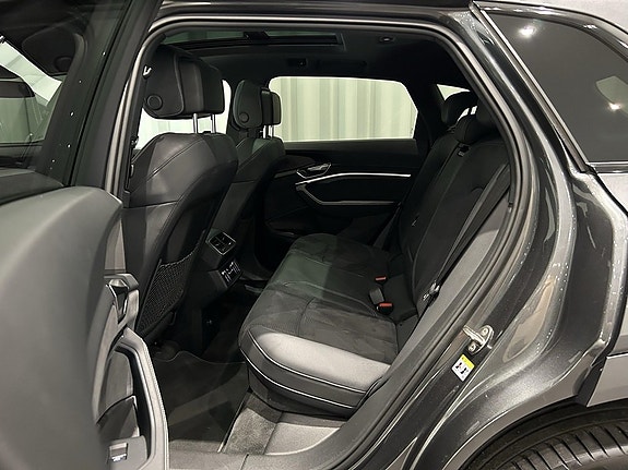 Audi Q8 e-tron 9 of 19