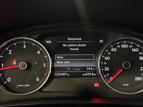 Volkswagen Touareg 18 of 25
