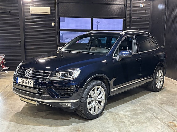 Volkswagen Touareg 3 of 25
