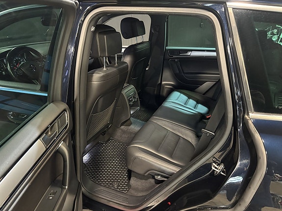 Volkswagen Touareg 20 of 25