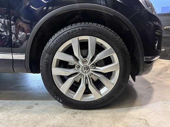 Volkswagen Touareg 24 of 25