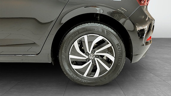 Volkswagen Polo 6 of 12