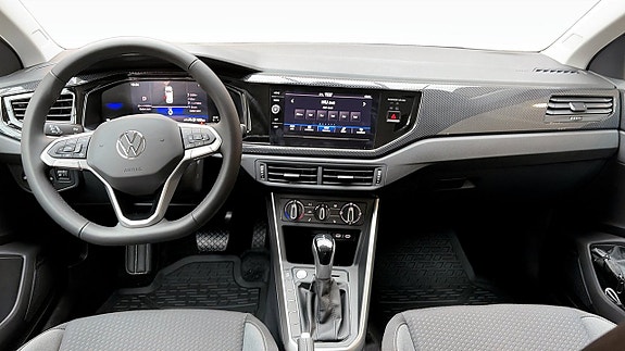 Volkswagen Polo 10 of 12