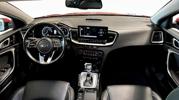 Kia Ceed 4 of 13