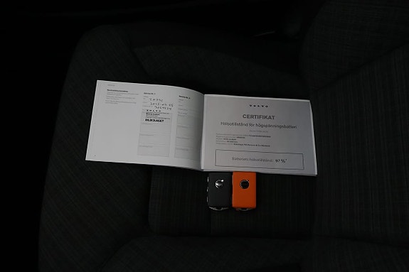 Volvo XC60 15 of 17