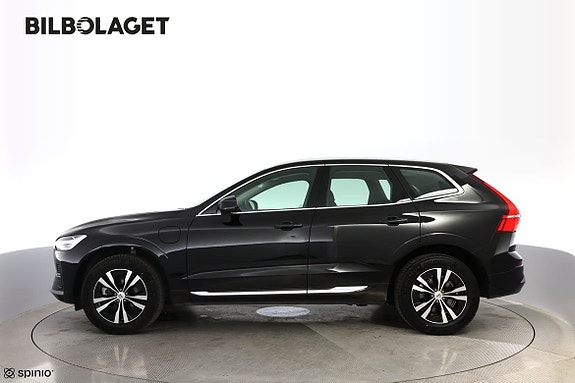 Volvo XC60 2 of 17
