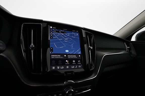 Volvo XC60 12 of 17