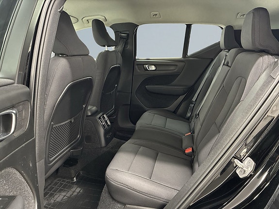 Volvo XC40 22 of 26