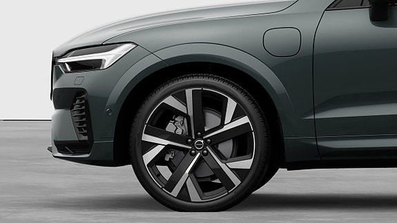 Volvo XC60 9 of 17