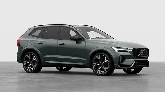 Volvo XC60 2 of 17