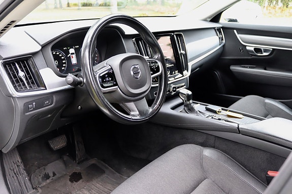 Volvo V90 7 of 15