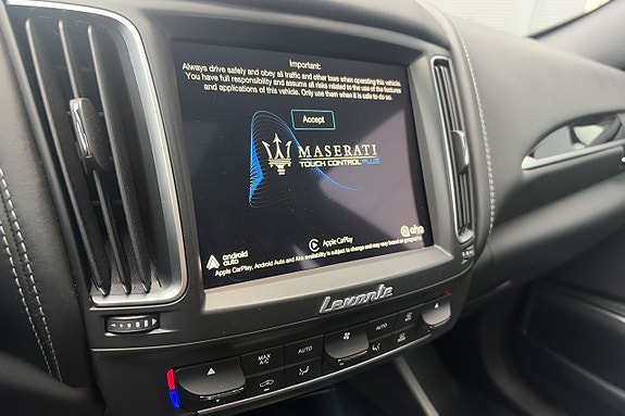 Maserati Levante 16 of 23