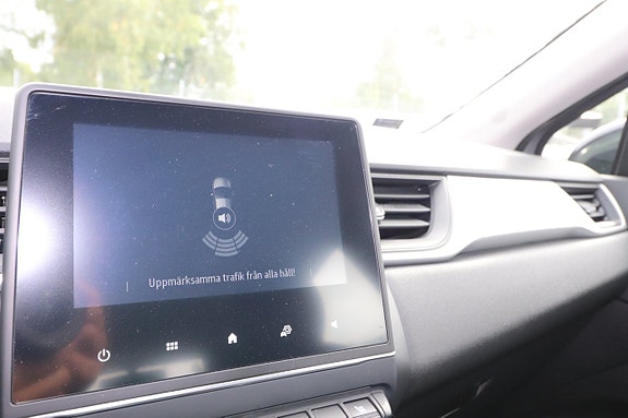 Renault Captur 15 of 18