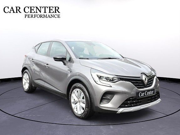 Renault Captur 3 of 18