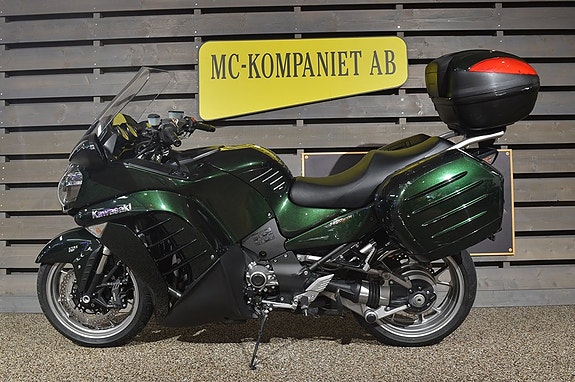 Kawasaki GTR1400 ABS 4 of 7