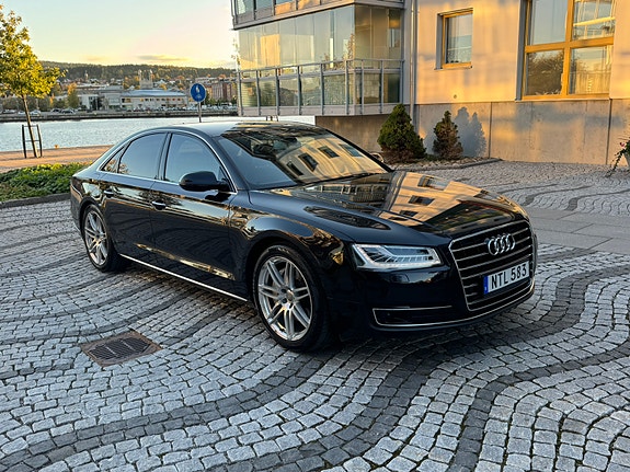 Audi A8 2 of 10
