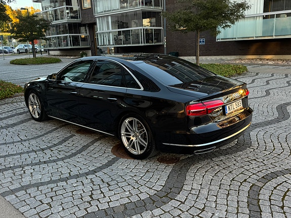 Audi A8 4 of 10