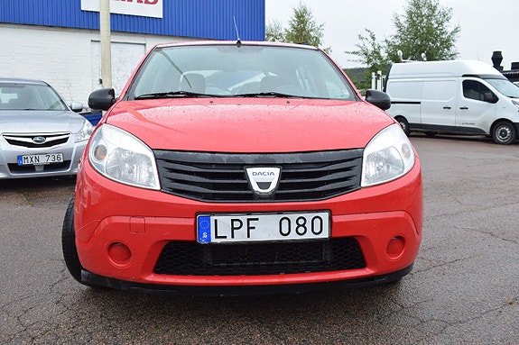 Dacia Sandero 7 of 10