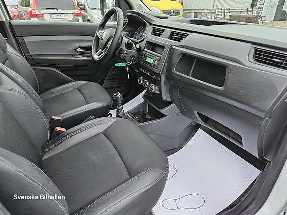 Renault Kangoo Express 9 of 16