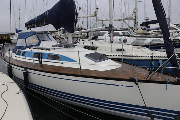 X-Yachts X 332 2 of 24
