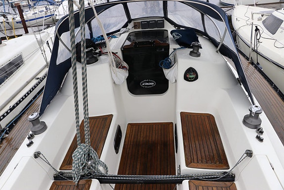 X-Yachts X 332 13 of 24
