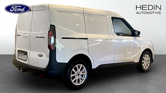 Ford Courier 2 of 12