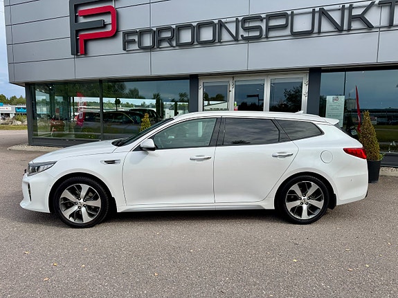 Kia Optima 2 of 20