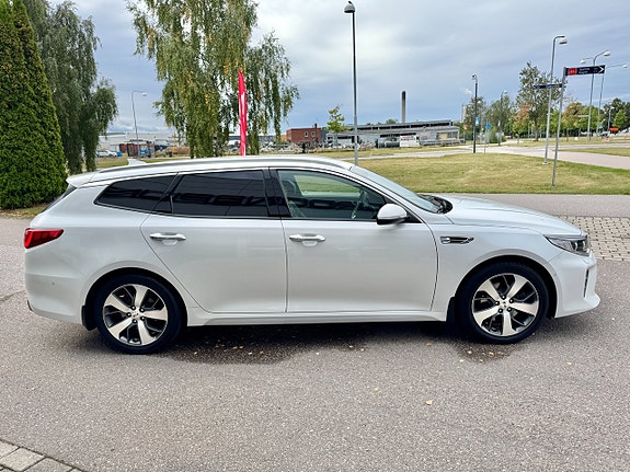 Kia Optima 5 of 20