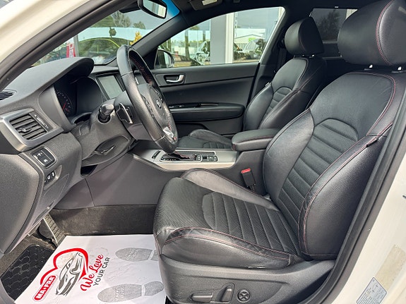 Kia Optima 8 of 20