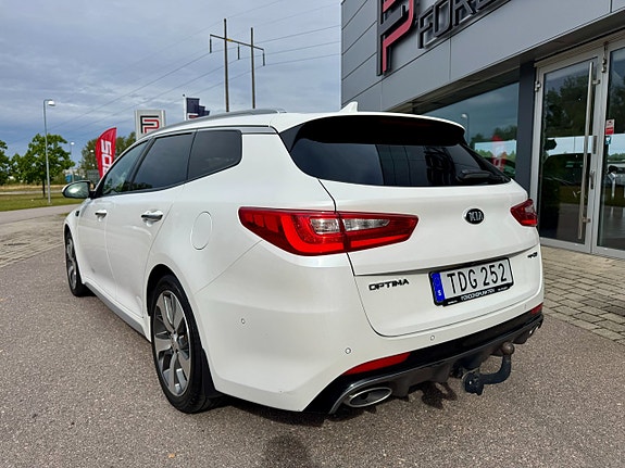 Kia Optima 3 of 20